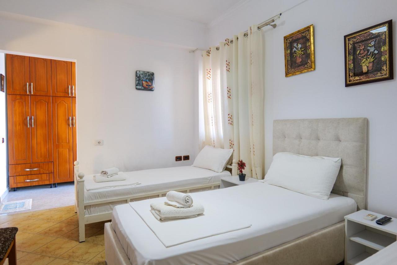 Guest House Gerard Ksamil Exterior foto