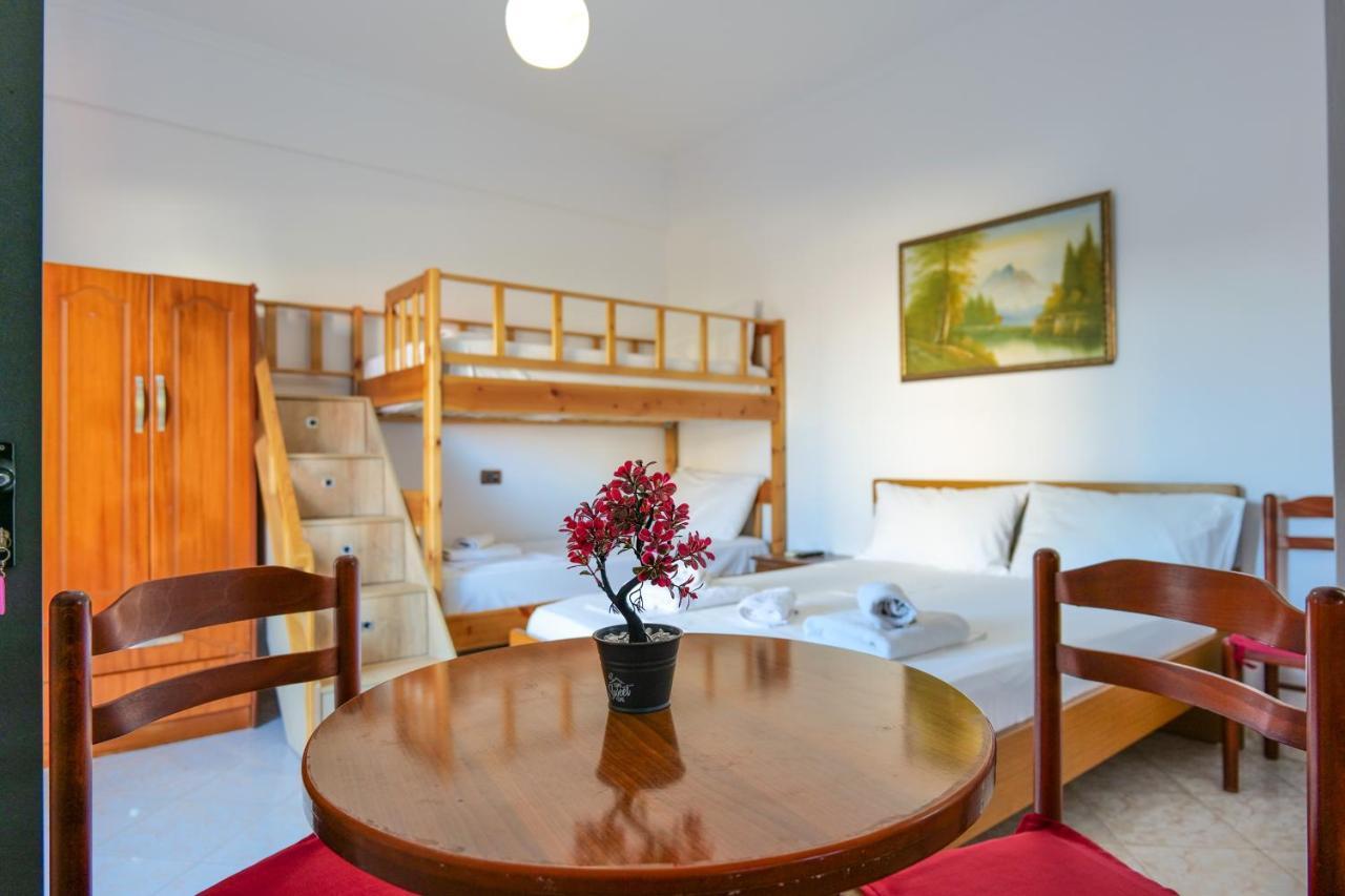 Guest House Gerard Ksamil Exterior foto
